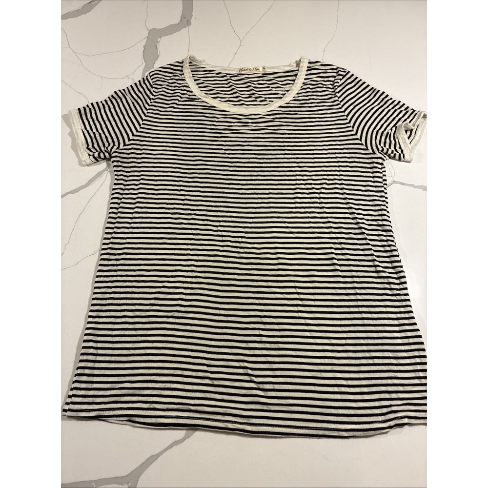 Heart & Hips Womens Size L White Black Striped Short Sleeve Top
